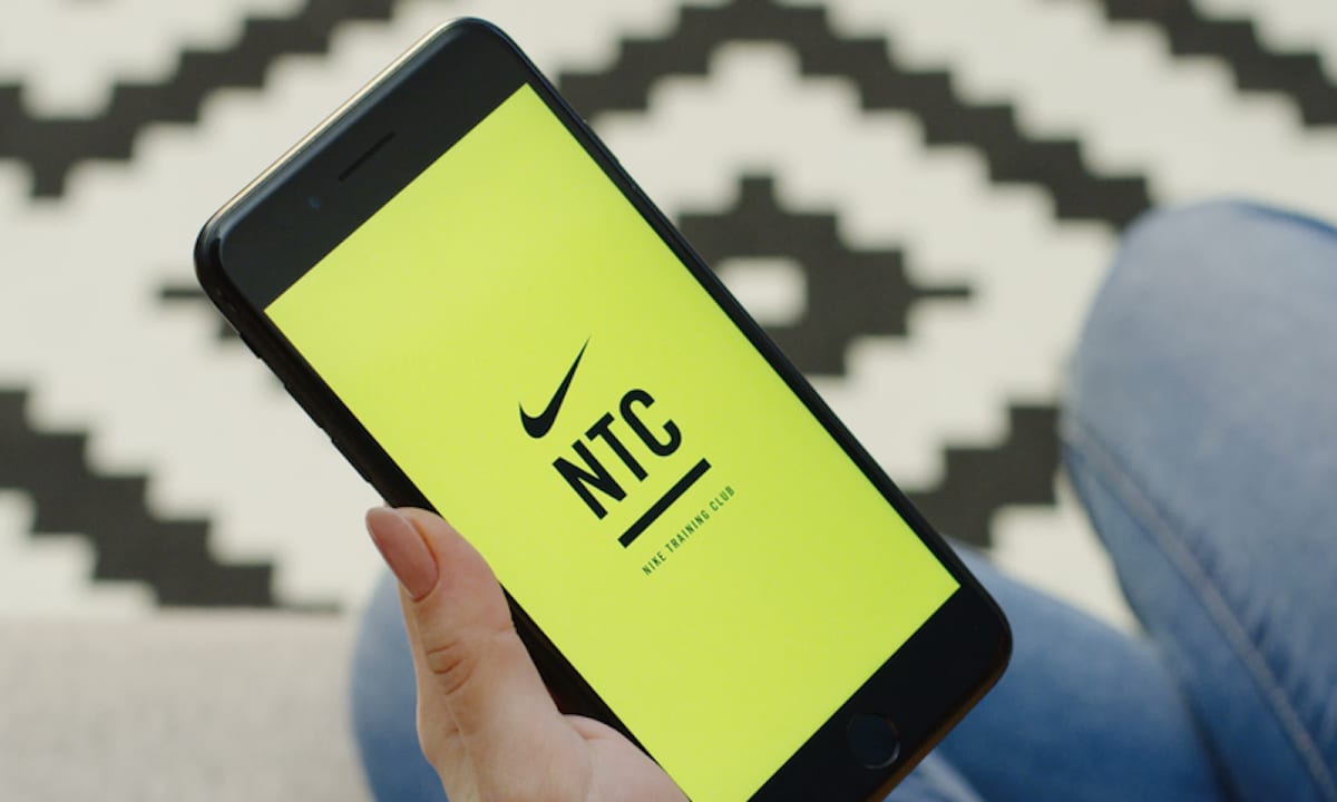 Digital Approaches Fuel Innovation For Clothing Retailers, Restaurants 