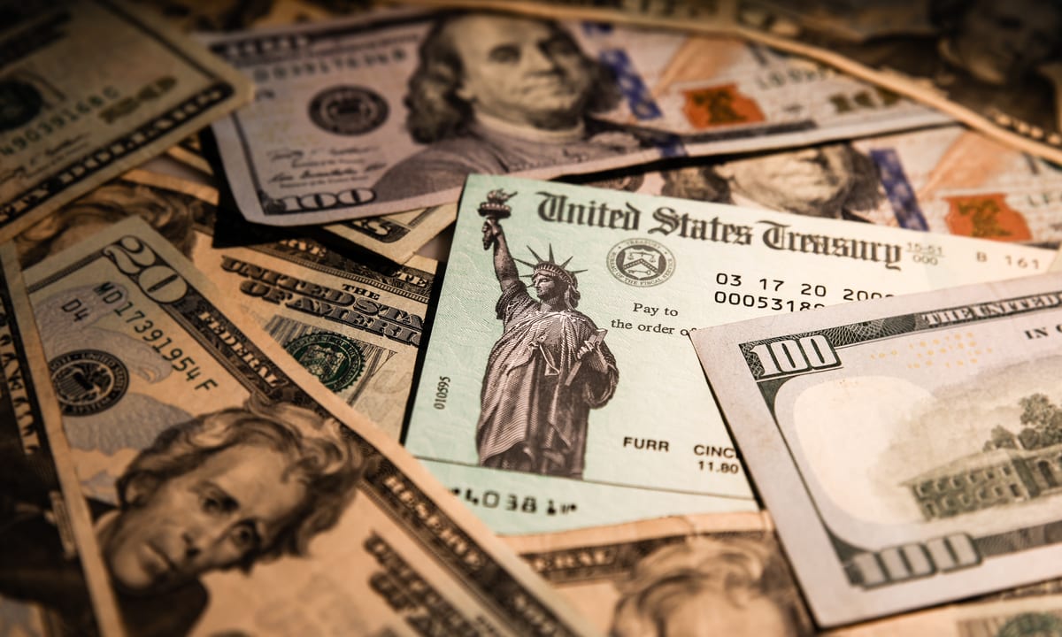 Trump Signs Stimulus Bill, Averts Unemployment Benefits Lapse