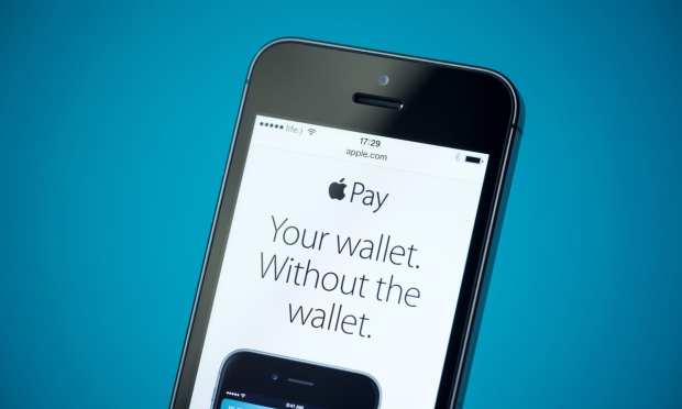 Digital wallets, apple pay, contactless, touchless, pandemic