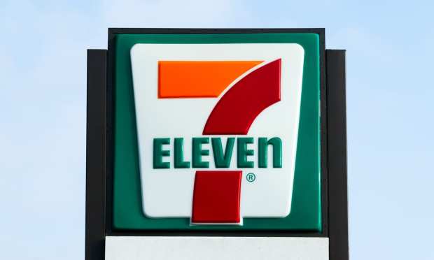 7-Eleven sign