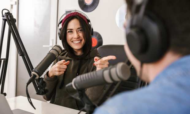 Apple Considers Podcast Service To Better Compete With Spotify