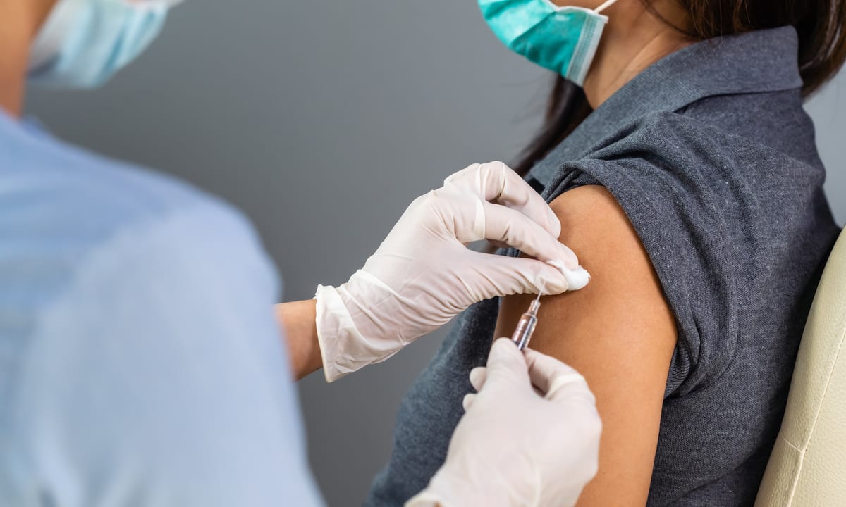 Why Trader Joe’s, Dollar General And Instacart Will Pay Workers To Get Vaccinated