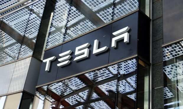 Tesla Valuation Soars Past $800 Billion