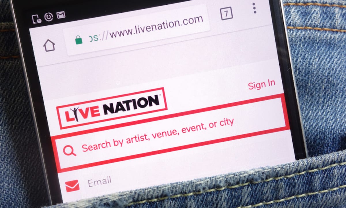 Livestream Goes Mainstream As New Players Try To Teach An Old Dog New Tricks