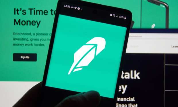 Robinhood: Stocks Had To Be Shut Down Over High Deposit Requirements