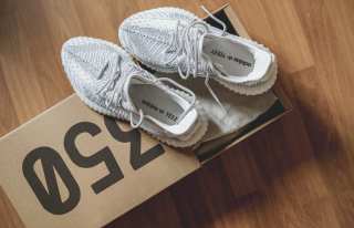 Study: Retailers Snag Trend-Seeking Consumers With Product Drops And Sales Events