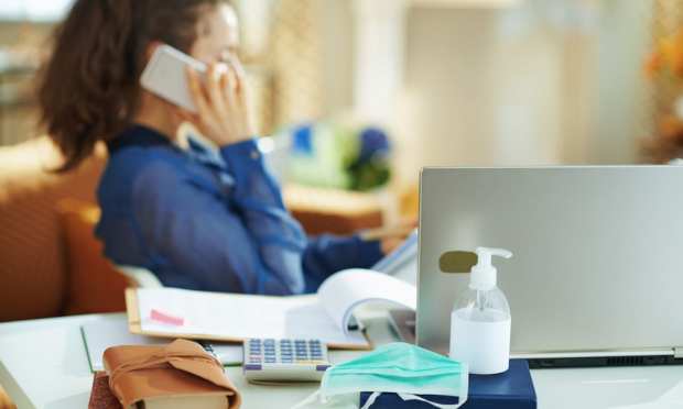 New Jobless Claims Drop To 400K, Lowest Level Since Pre-Pandemic