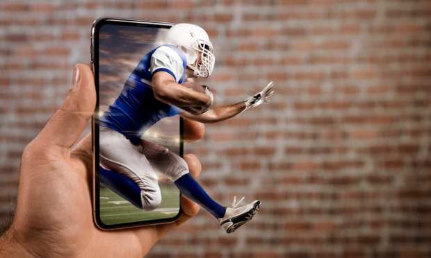 Verizon Checks 5G Box With Virtual Super Bowl Fan Experience