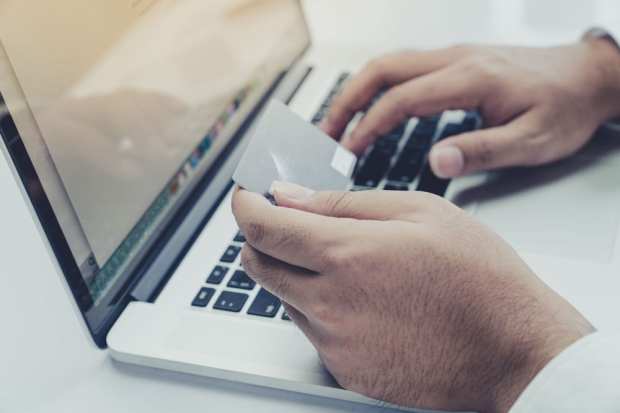 Solving The Card Payment Puzzle In Wholesale Fashion