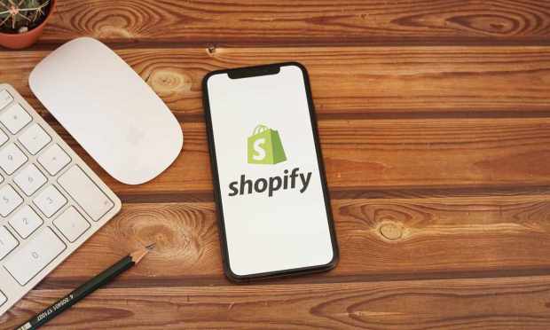 Today In Retail: Shopify Beats Estimates With Q4 Results; Retail Sales Jump On Stimulus