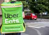 Inflation-Hammered Food Delivery Expected to Drag Uber’s Earnings