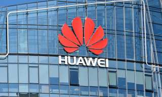 Chinese Conglomerate Huawei Gains Mobile Payments License By Buying Xunlian