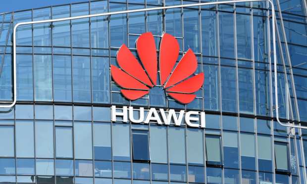 Chinese Conglomerate Huawei Gains Mobile Payments License By Buying Xunlian