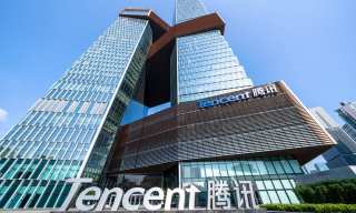 Tencent Unveils ‘Hunyuan’ As Chinese Tech Firms Jump on AI Train