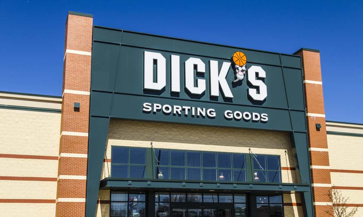 DICK'S Sporting Goods Introduces VRST Brand