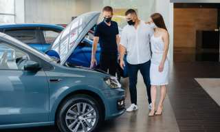 US Car Sales Shift Into High Gear In Q1