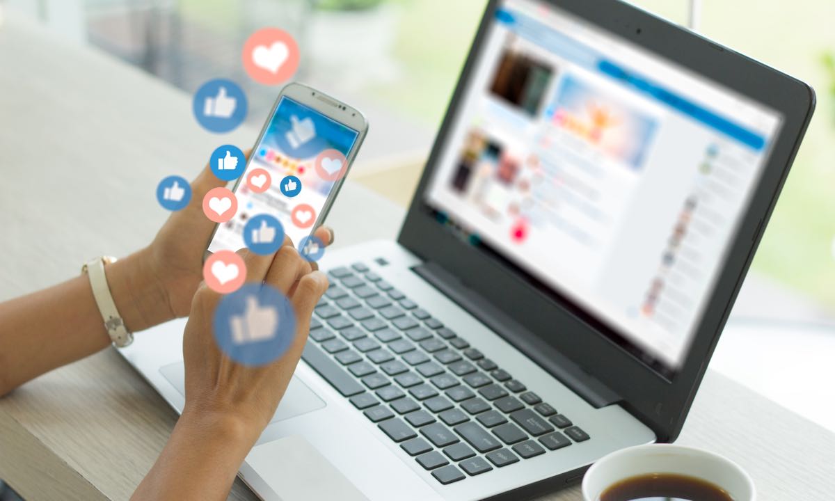 UK Consumers Opt To ‘Shop Socially’ Amid Brick-And-Mortar Closures