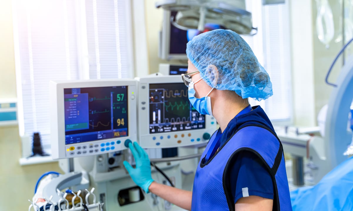 IoT Device Security Flaws Stalk Medical Providers, Blunt Innovation