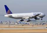 United Airlines Reports Decrease In Cash Burn Amid Pent-Up Demand For Air Travel