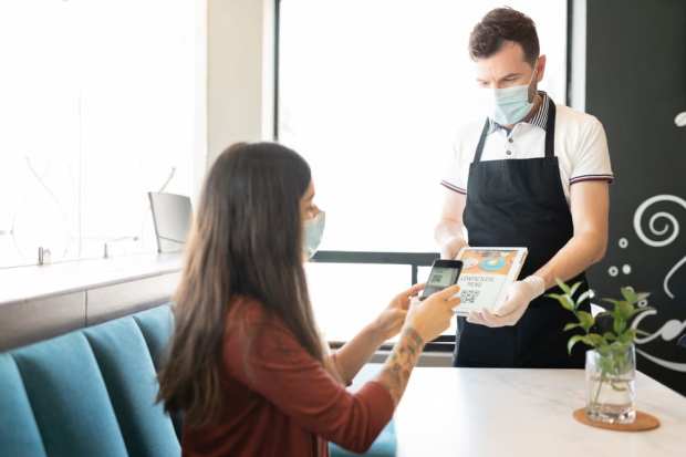 Deep Dive: How The Pandemic Has Driven Reduced Cash Use In The QSR Space