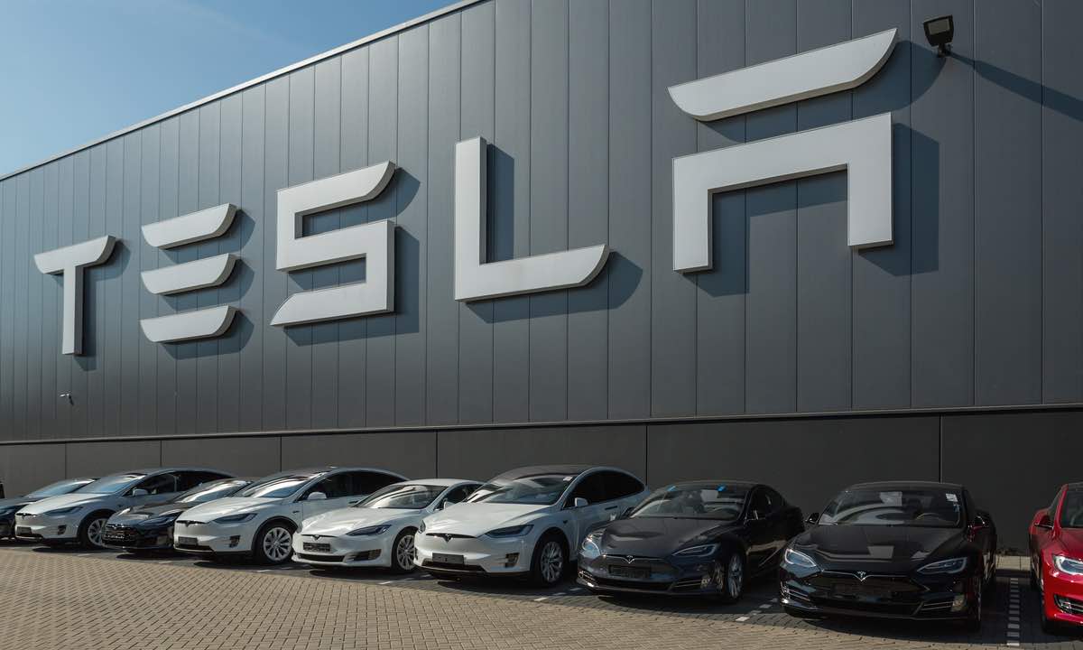 Bitcoin Purchases Reduce Tesla’s Cash And Cash Equivalents In Q1