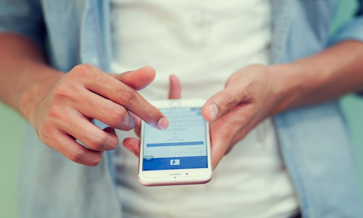 Facebook Testing News Feed Features For Business Discovery 