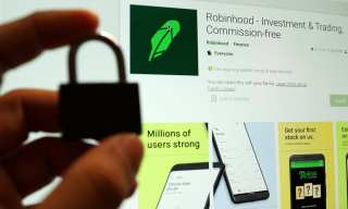 Massachusetts May Revoke Robinhood’s Broker-Dealer Registration