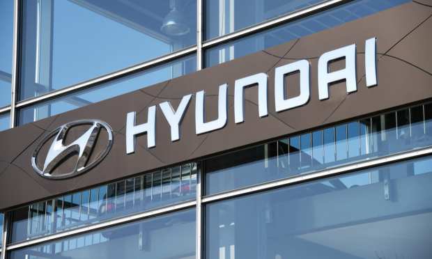 New Hyundai EV Lets Drivers Pay On The Go