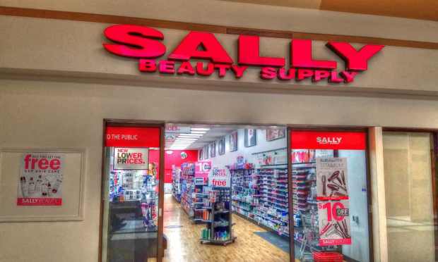 Today In Retail: Sally Beauty’s Net Sales Increase; Wayfair’s Revenue Surges