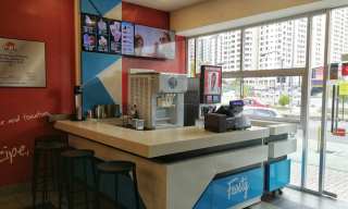 Digital Technology Boosts Retail, Banking Innovation