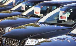 Seller’s Market For Autos Pumps Up Sales Above Sticker Prices