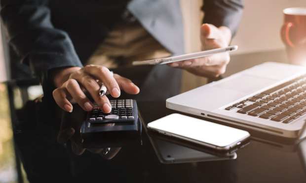 Chaser, FreshBooks Team On Automatic Invoice Payments