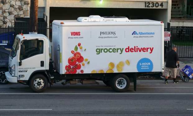 DoorDash, Albertsons Team Up For One-Hour Grocery Delivery