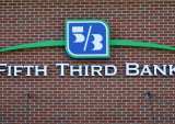 Fifth Third Bank Launches Early Pay For Checking Customers