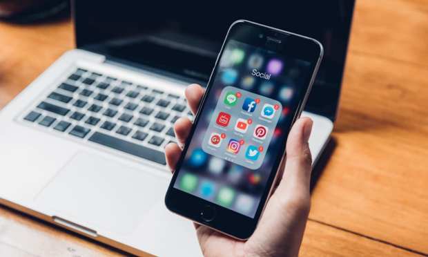 Social Commerce Battle Heating Up Just In Time For Summer