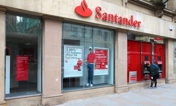 Santander Bank Adds Revenue Management To Healthcare Lockbox