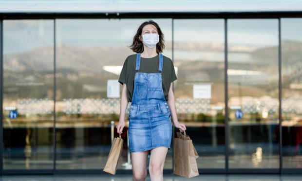 shopper with mask