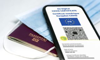 France Requires ‘COVID Passes’ For Travel, Dining Out 