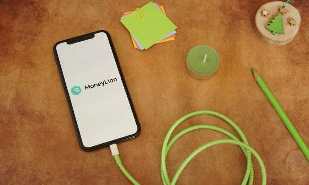 Personal Loan App Provider Ranking Wins Staring Contest By Remaining Motionless