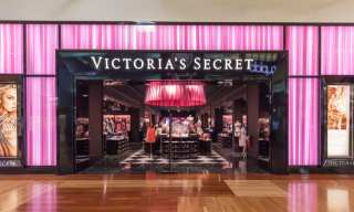 Victoria’s Secret Plans Test Of New Store Format In Off-Mall Strip Center