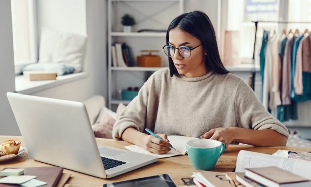 Watchdog Group: UK Public Finances At Risk If Work-From-Home Continues