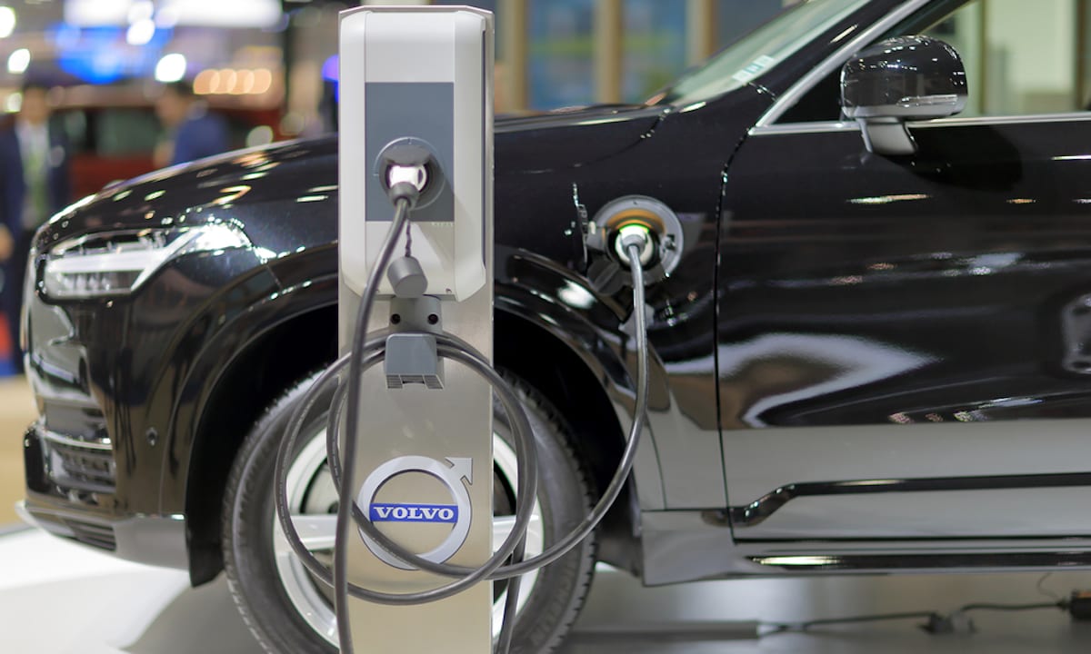 UK’s JustGoEV Debuts EV, Hybrid Vehicle D2C Sales Site
