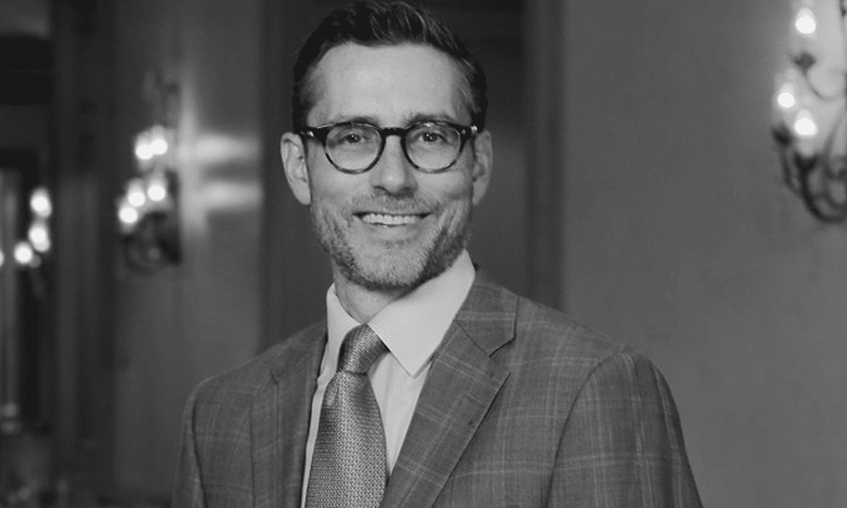 Former SEC Enforcer Says Watchdogs, Crypto Firms Need Open Dialogue on Oversight