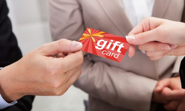 HubEngage, Tango Card Team On Gift Card Incentives