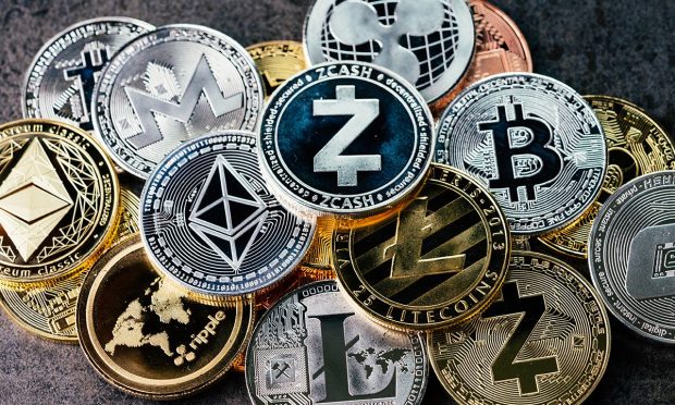 IMF, TCH: Risks Can Outweigh Rewards For Cryptocurrencies, CBDCs