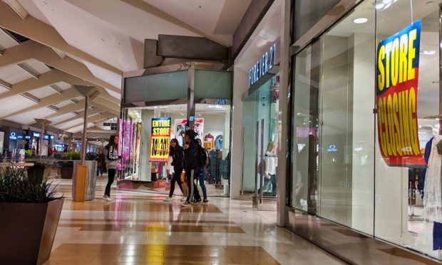 Retail Slump, Walmart, Supply Chain Struggles