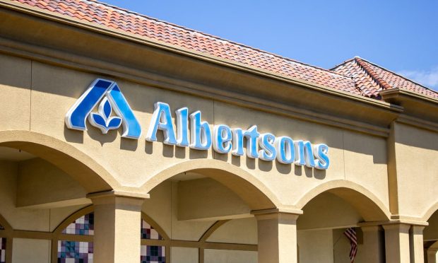 Albertsons Debuts DoubleDash, Lets Consumers Add Merchants to Grocery Delivery