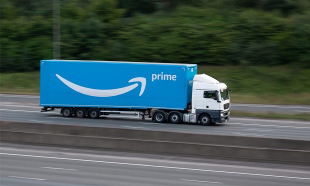 Amazon, shipping, cargo, UPS, Fedex,