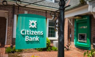 Citizens Bank Launches Early Access to Wages