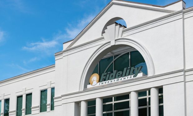 Bitcoin Daily: Fidelity Investments Aims to Expand Crypto Team by 70% This Year; S. Korea Exchanges Face Licensing Deadline